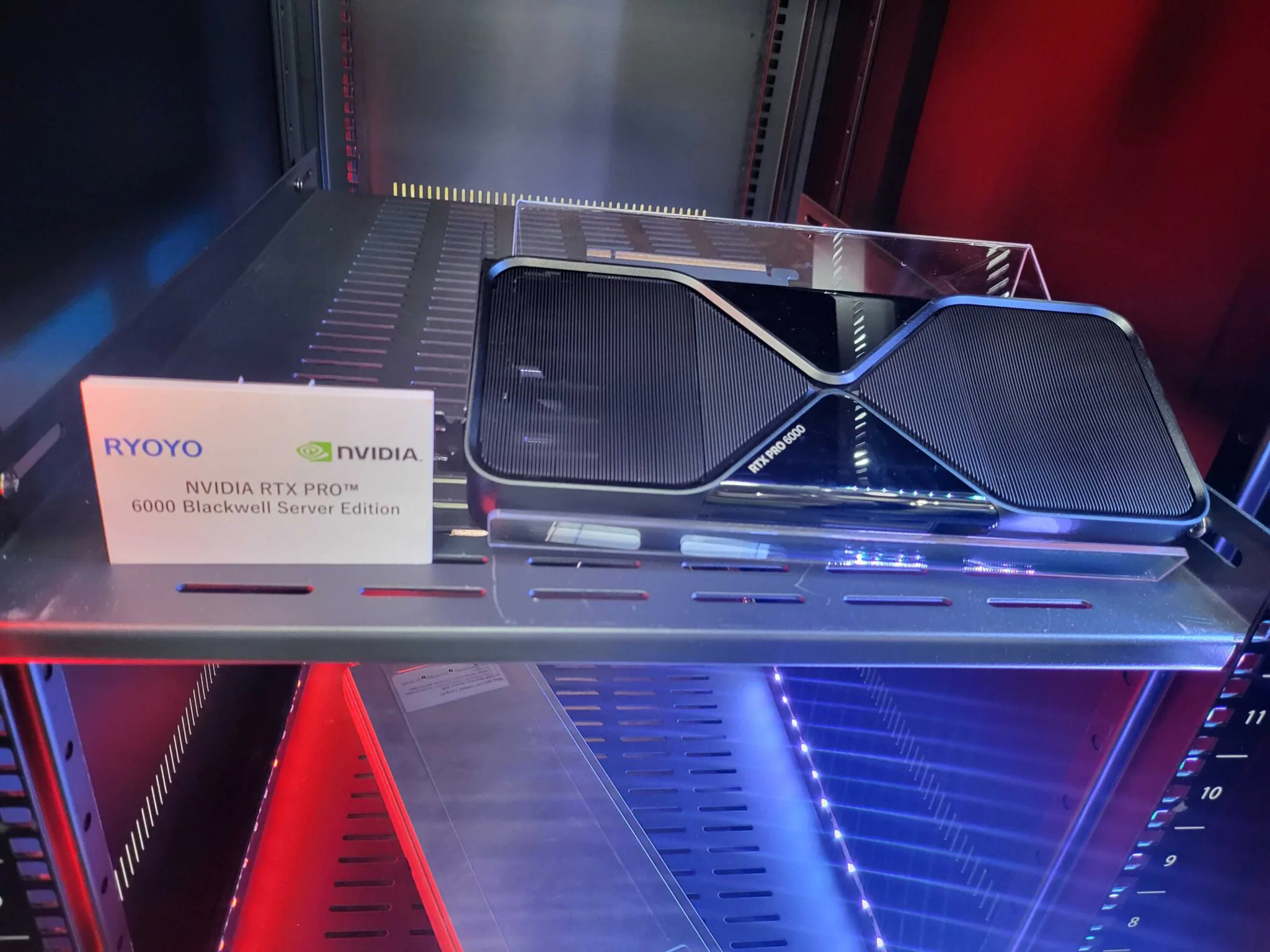 「Interop Tokyo 2025」に菱洋エレクトロ社と共同出展いたしました！